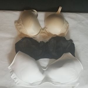 Lot of 3 34DD Bras